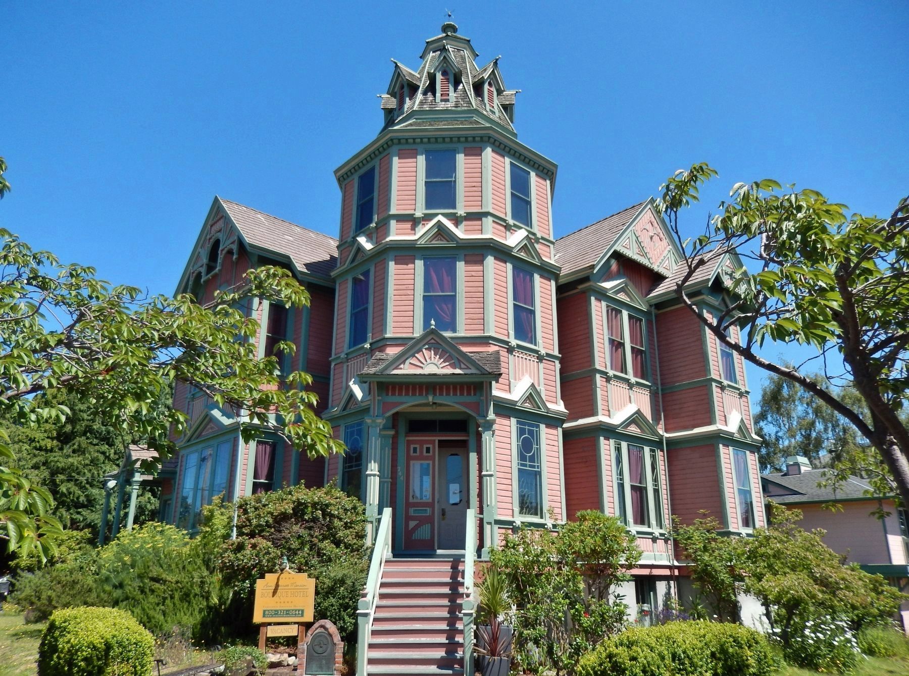 Ann Starrett Mansion
