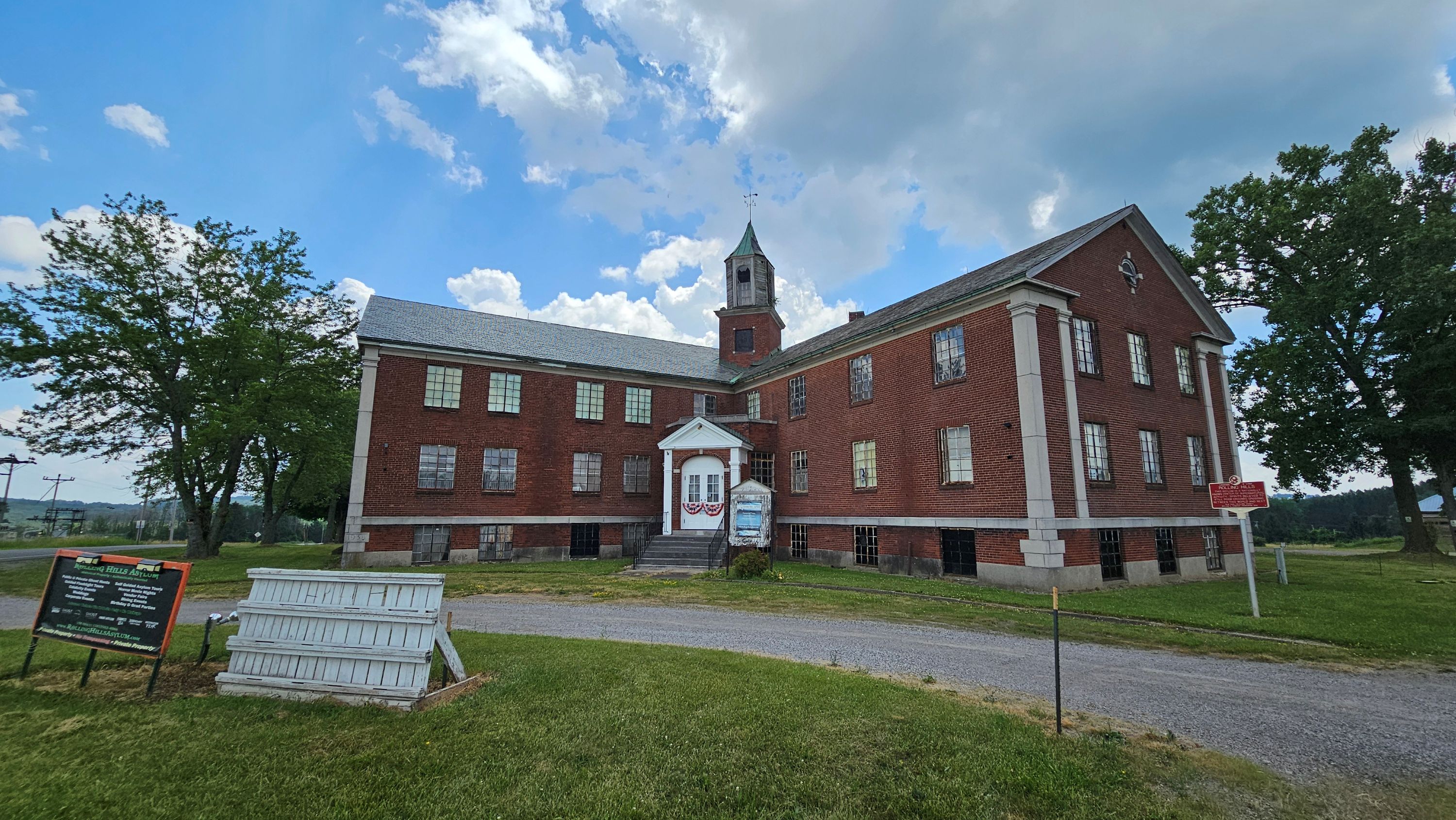 Rolling HIlls Asylum