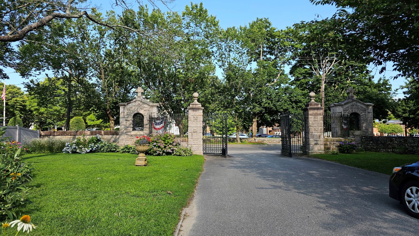Riverside Cemetery - Fairhaven